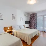 بيت ضيافة Complex Silvana بوريتش