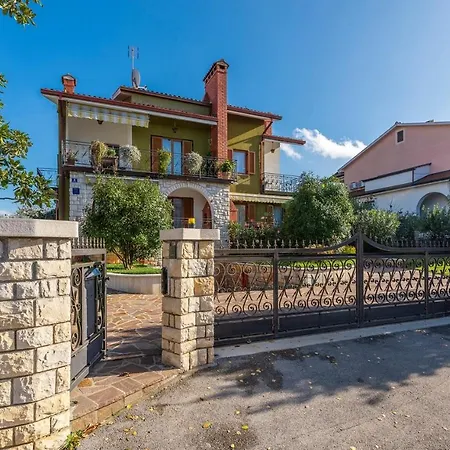 Complex Silvana Guest house Porec